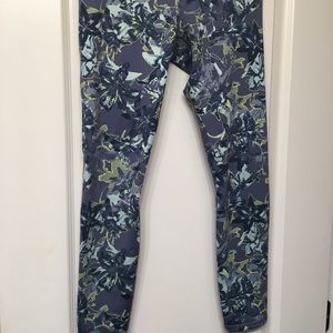 Fabletics Floral Leggings Sz S